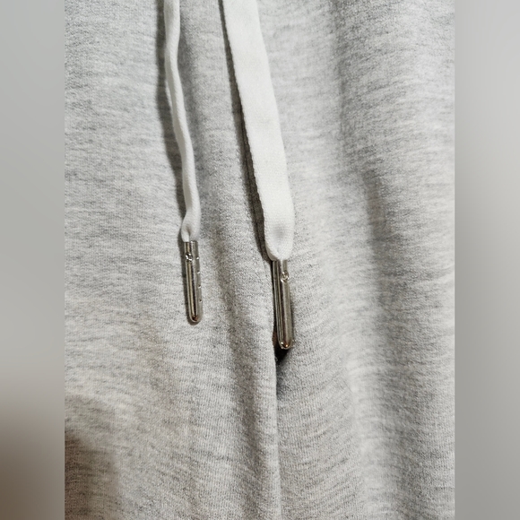 Lululemon Warm Down High-Rise Jogger. Size 4. - Picture 13 of 16